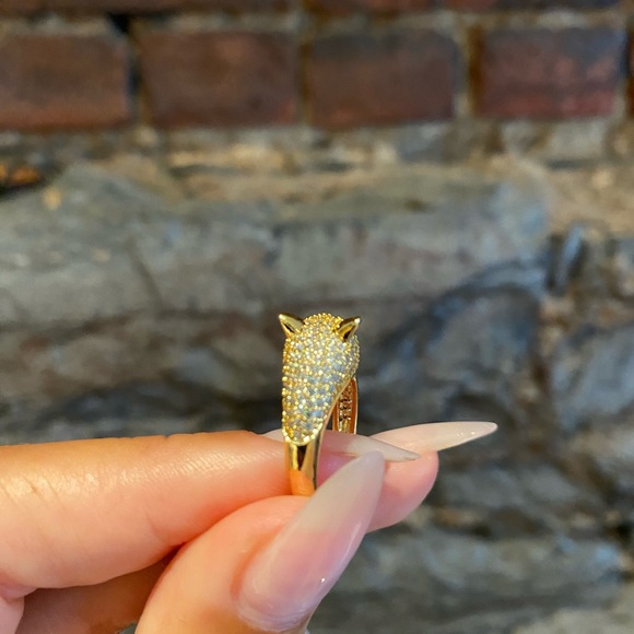 Stunning Panthère Ring Reminds Me of Cartier 🤍 - Picture 7 of 10